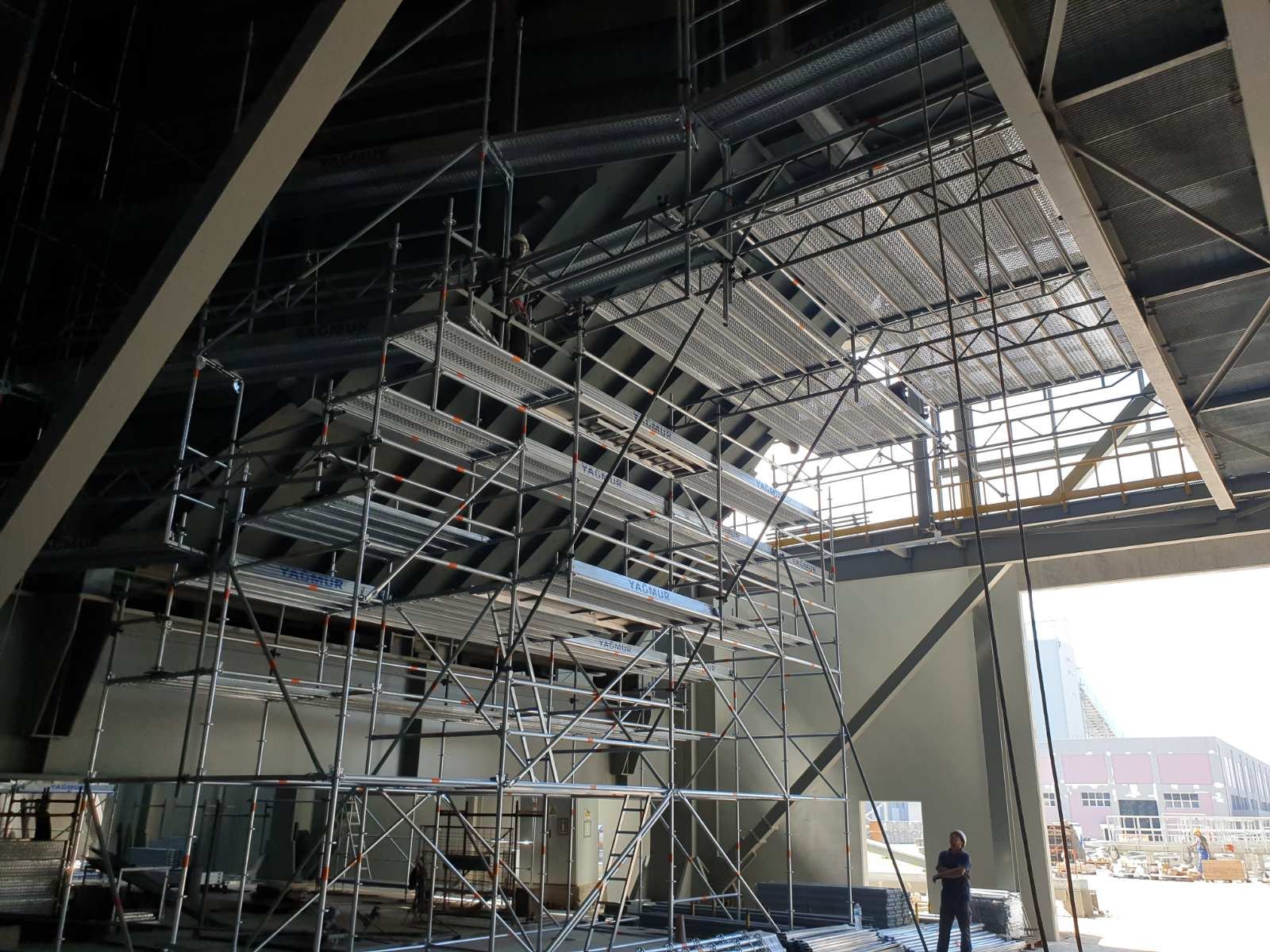 Flanşlı İskele Sistemi Multidirectional Scaffolding System 4 - INSTALLATION INDUSTRIELLE