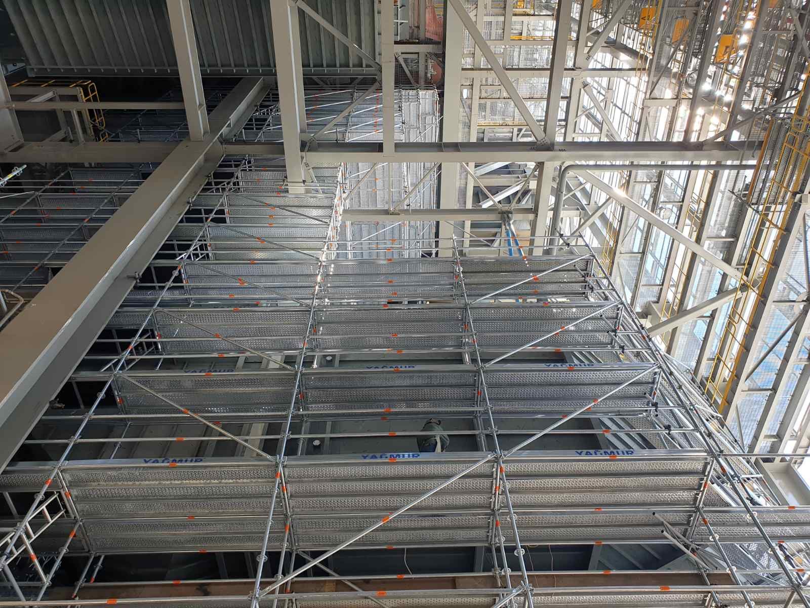 Flanşlı İskele Sistemi Multidirectional Scaffolding System 5 - INSTALLATION INDUSTRIELLE